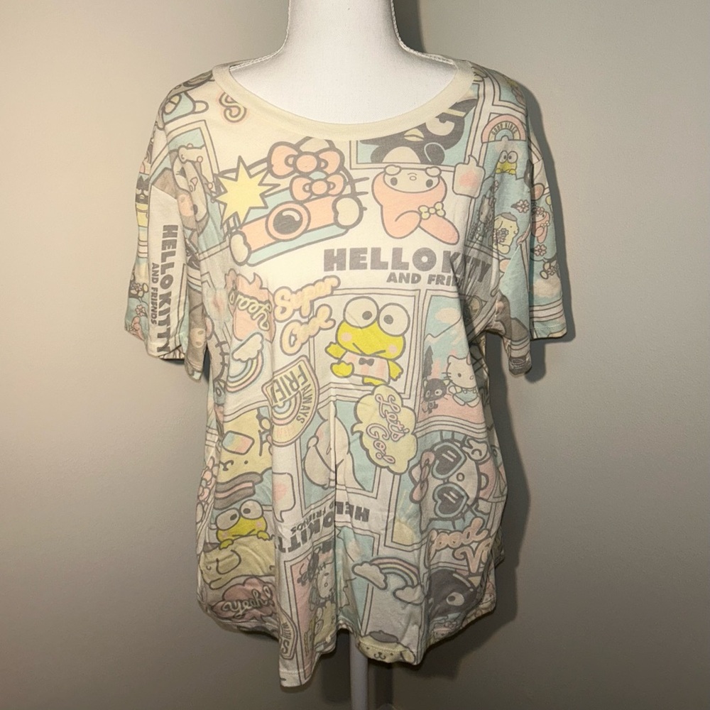 SANRIO Hello Kitty And Friends Love Tribe Womens US XL Graphic T-Shirt